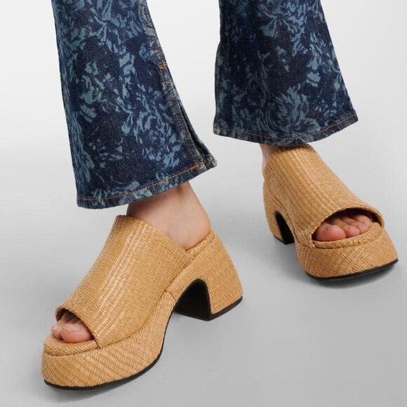 GANNI Butterfly Raffia Platform Mules Heeled Sandals Size 38 8 Natural NEW $425 - Picture 1 of 15